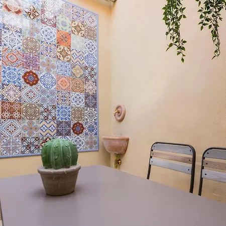 Downtown_blossom With Small Terrace